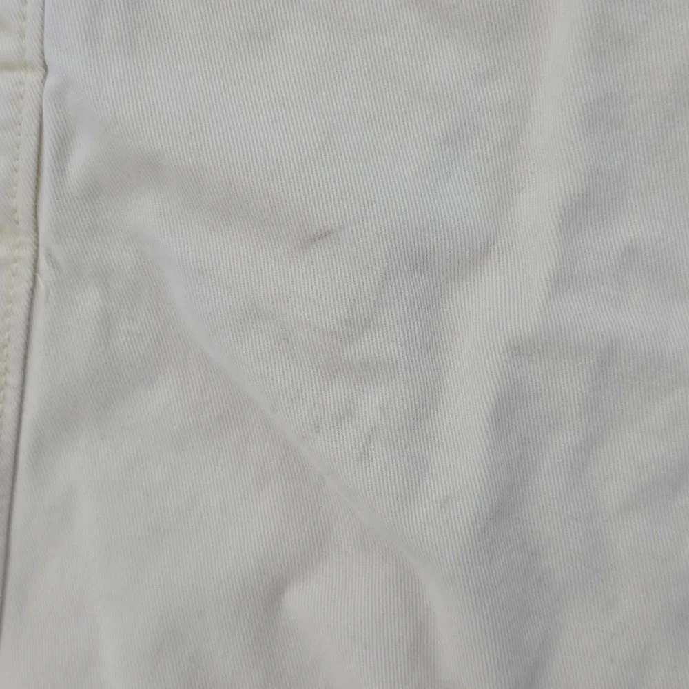 American Eagle Outfitters Chino Shorts Mens 38W Classic Length Cream Fits 40W